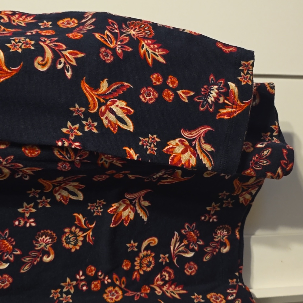 Croft & Barrow The Classic Tee Women's 1X Navy Floral L-Sleeve Knit Top Comfort - Picture 2 of 7